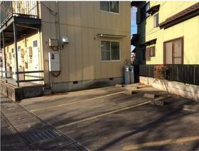 16/23 駐車場