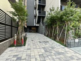 2/3 エントランス