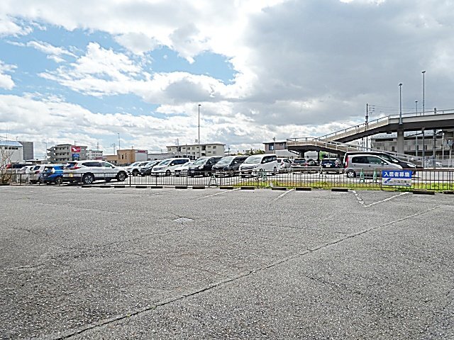 22/22 駐車場