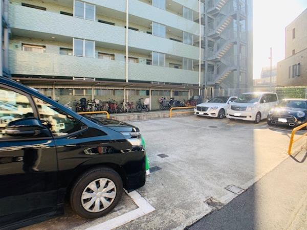 3/4 駐車場
