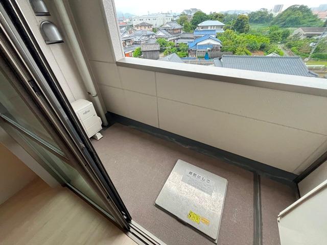 19/28 バルコニー