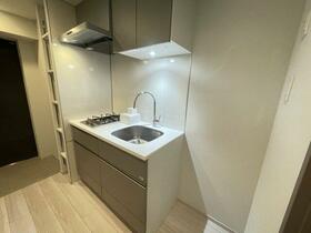 13/16 キッチン