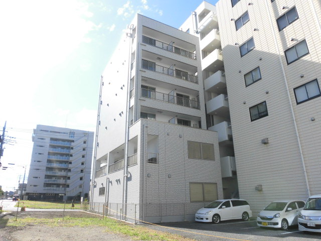 2/10 外観