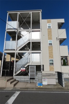 2/2 エントランス