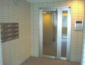 2/2 エントランス