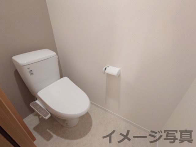 16/19 トイレ