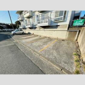 15/16 駐車場
