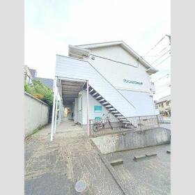 2/5 エントランス