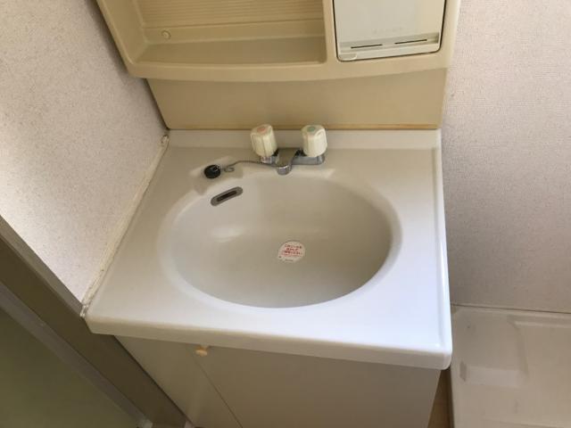 15/28 洗面