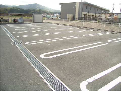 4/10 駐車場