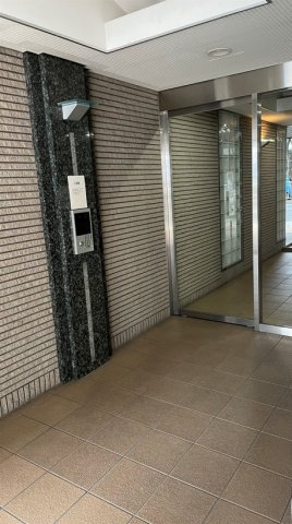 3/3 エントランス