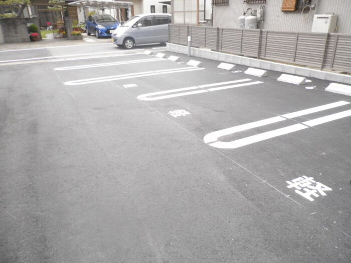 3/10 駐車場