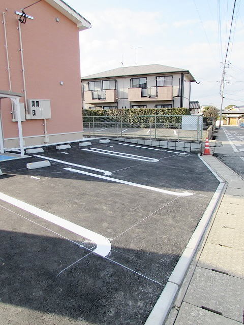 14/20 駐車場