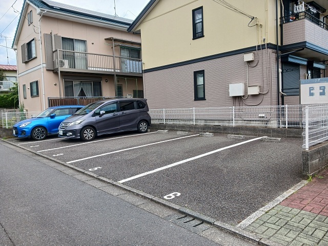 14/20 駐車場