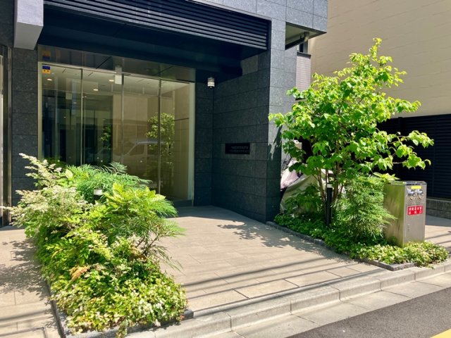 17/17 エントランス