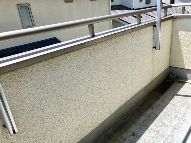 13/18 バルコニー