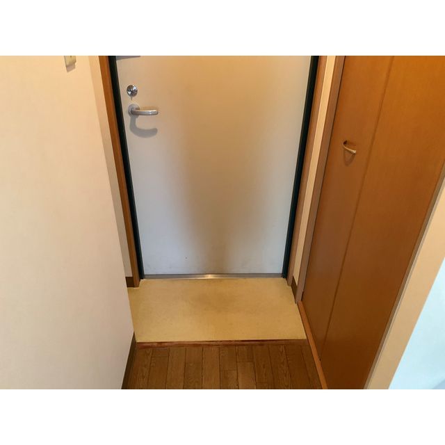 13/30 玄関