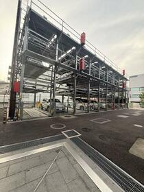16/16 駐車場