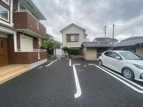 2/2 駐車場