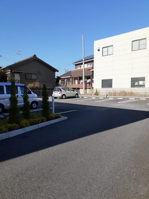 23/29 駐車場