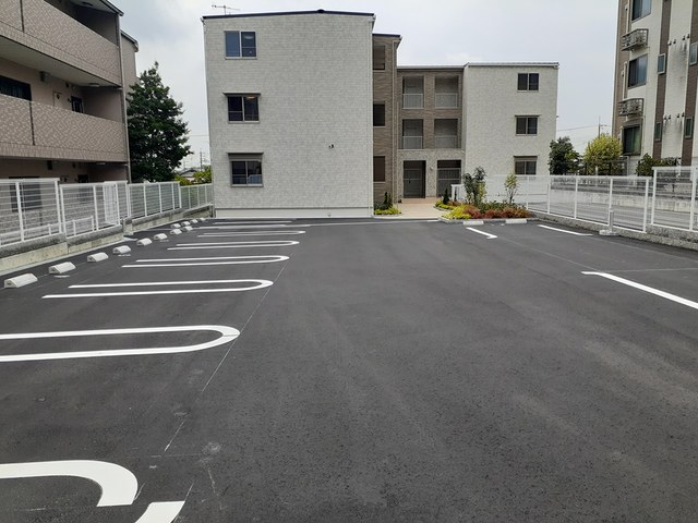 14/20 駐車場