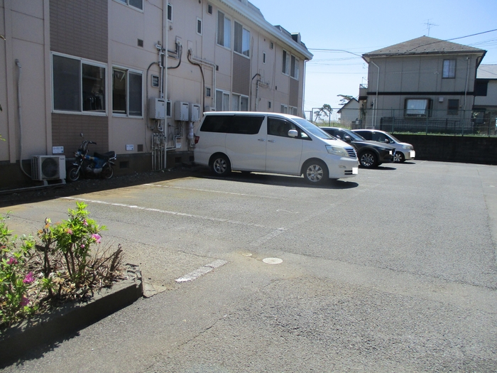 17/18 駐車場