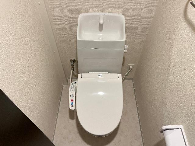 16/30 トイレ