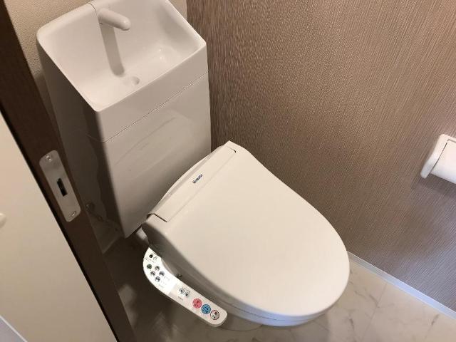 16/30 トイレ