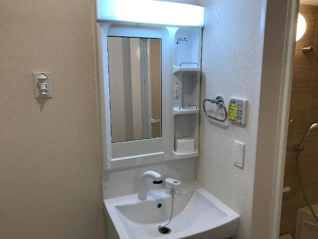17/30 洗面
