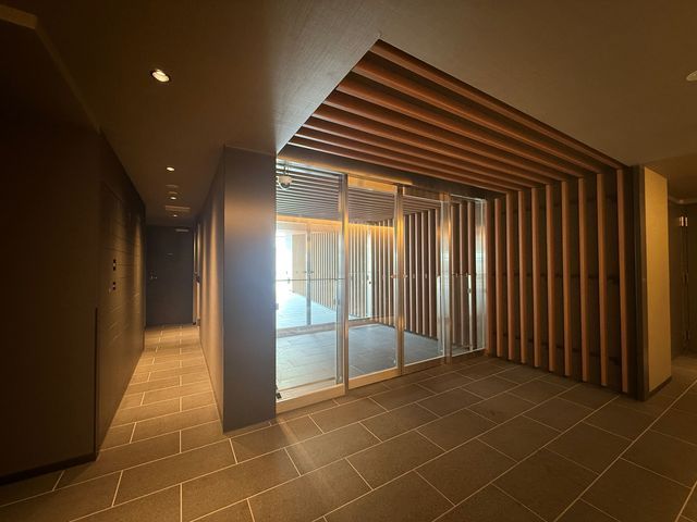 3/3 エントランス