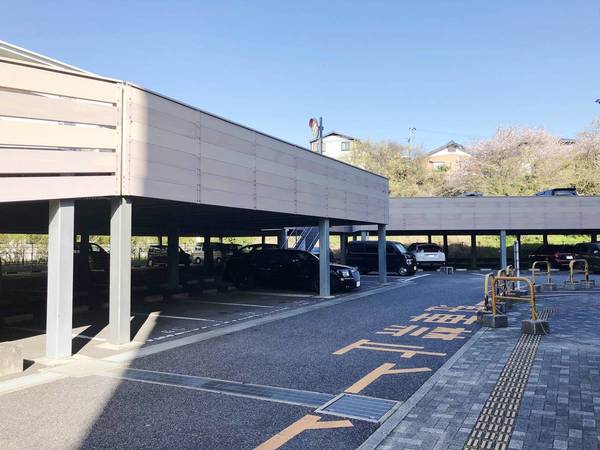 16/26 駐車場