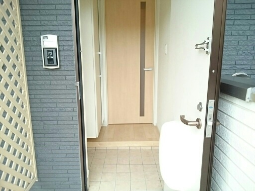 6/20 玄関