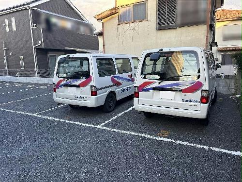 13/13 駐車場
