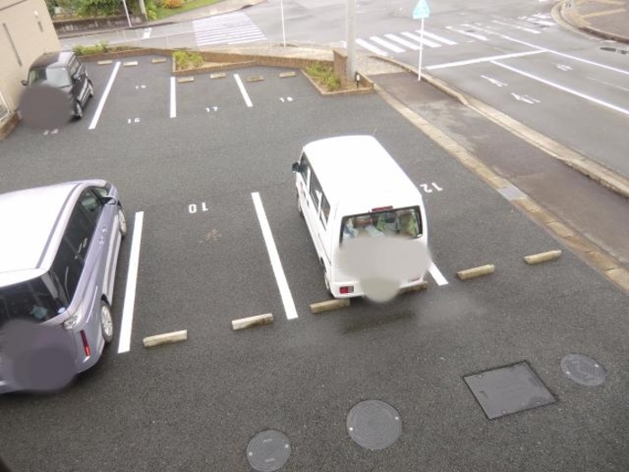 15/16 駐車場