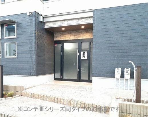 14/20 エントランス