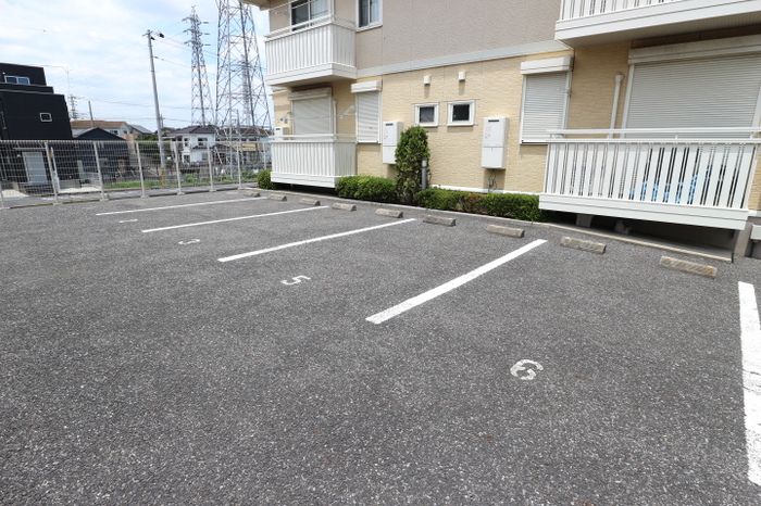 5/5 駐車場