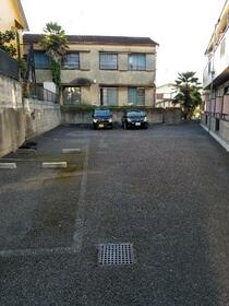 3/3 駐車場