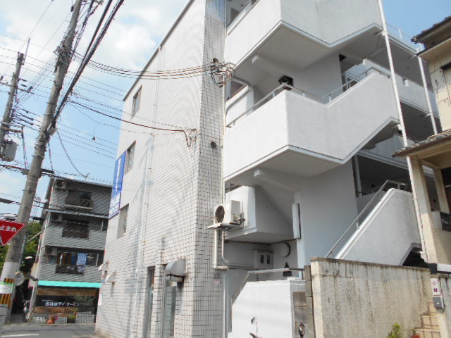 2/30 外観