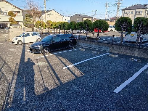 13/24 駐車場