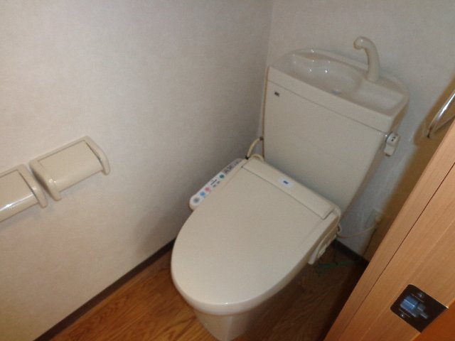 16/30 トイレ