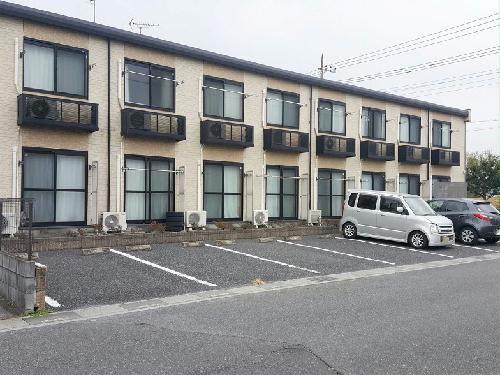 14/14 駐車場