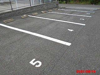 14/14 駐車場