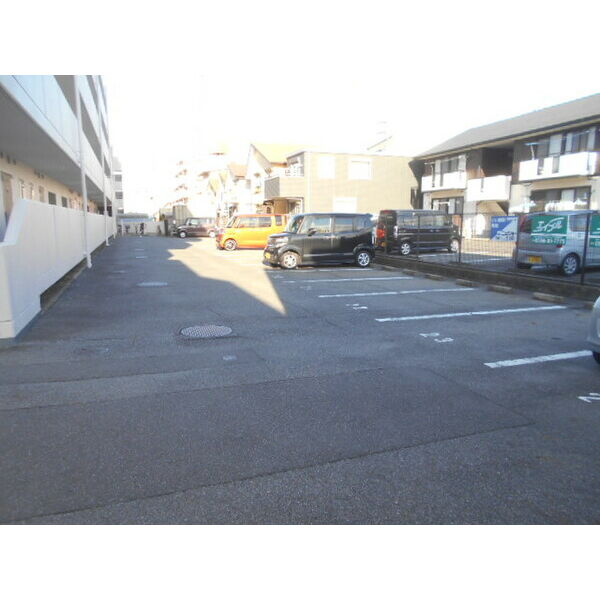 4/7 駐車場