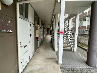 14/22 エントランス