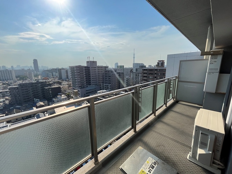 14/20 バルコニー