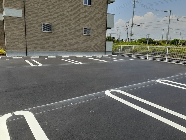 14/20 駐車場