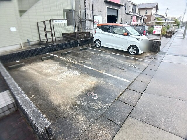 2/8 駐車場