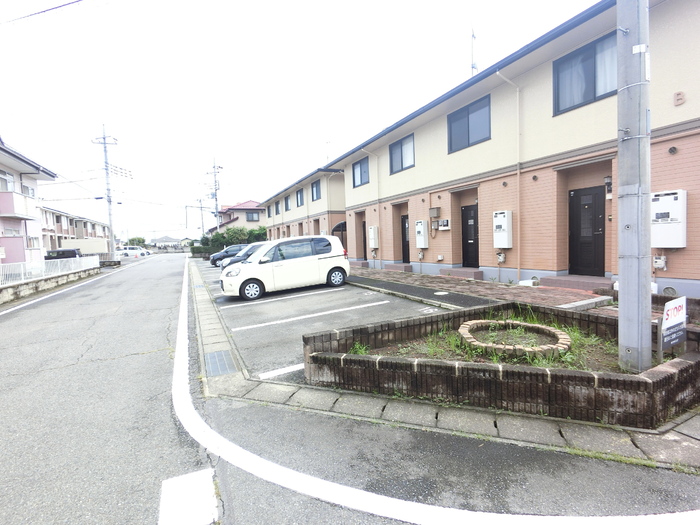 20/22 駐車場
