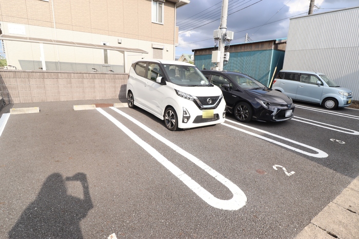 5/5 駐車場