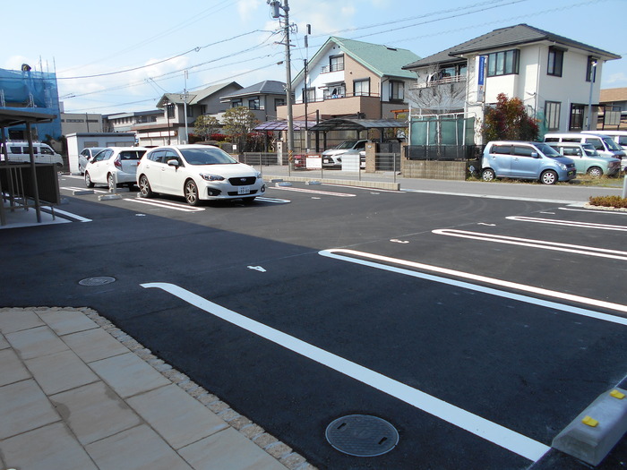 17/20 駐車場